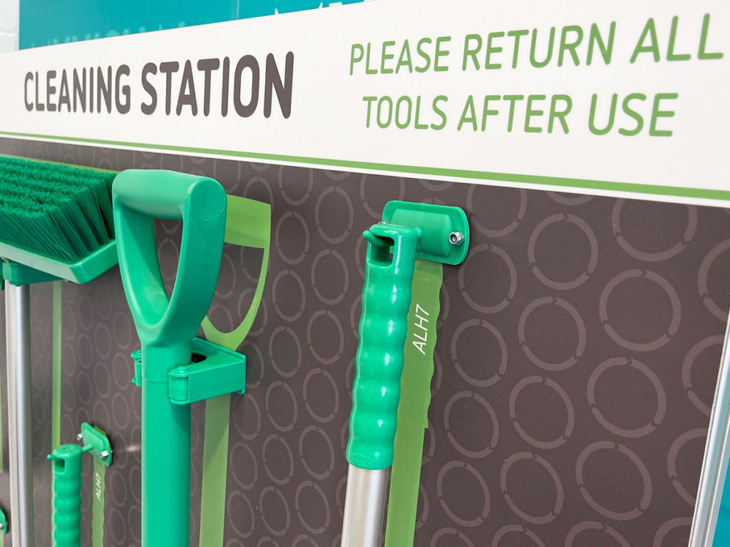 Cleaning Station